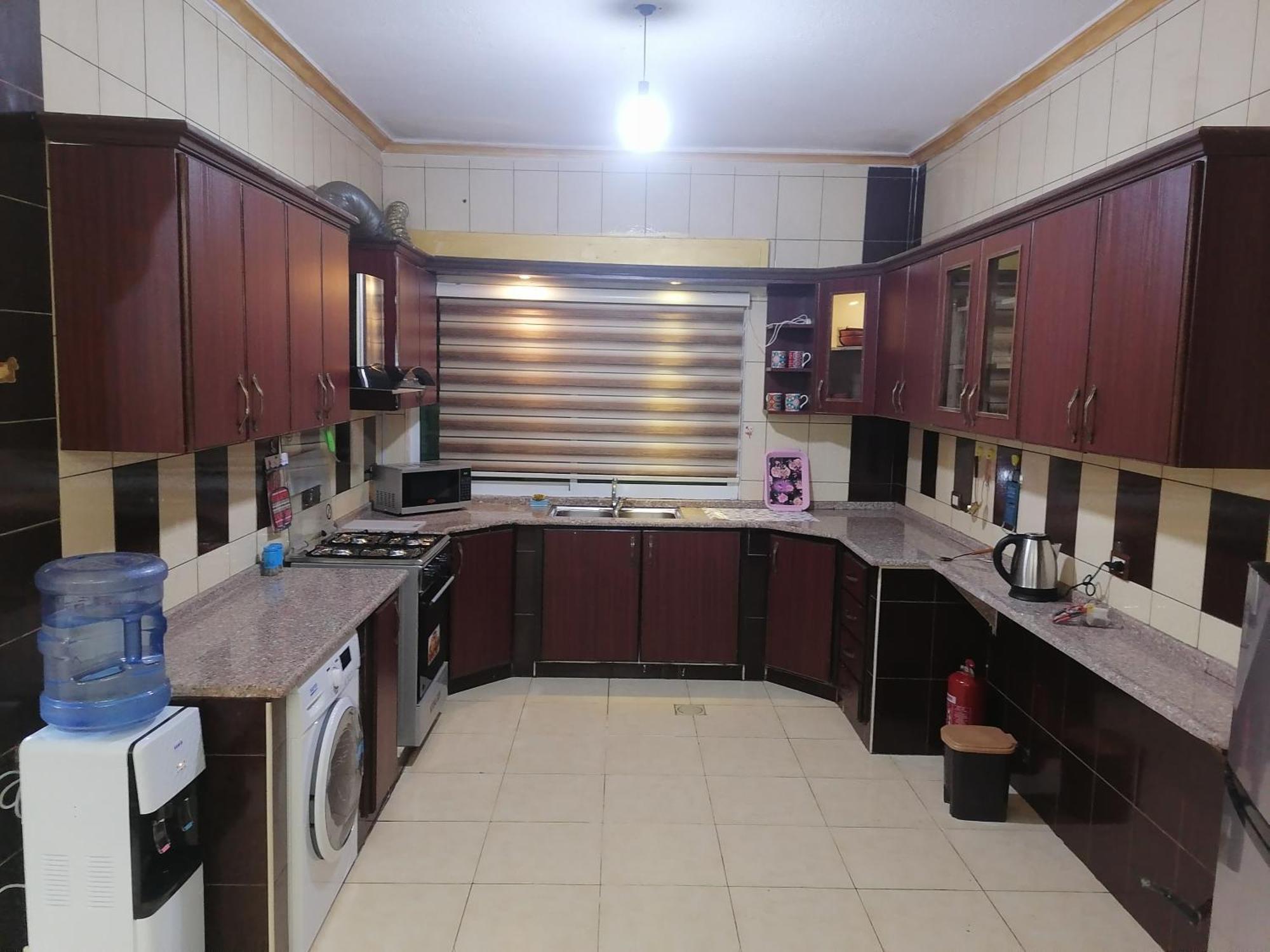 Yaso Roof & Apartments Амман Экстерьер фото
