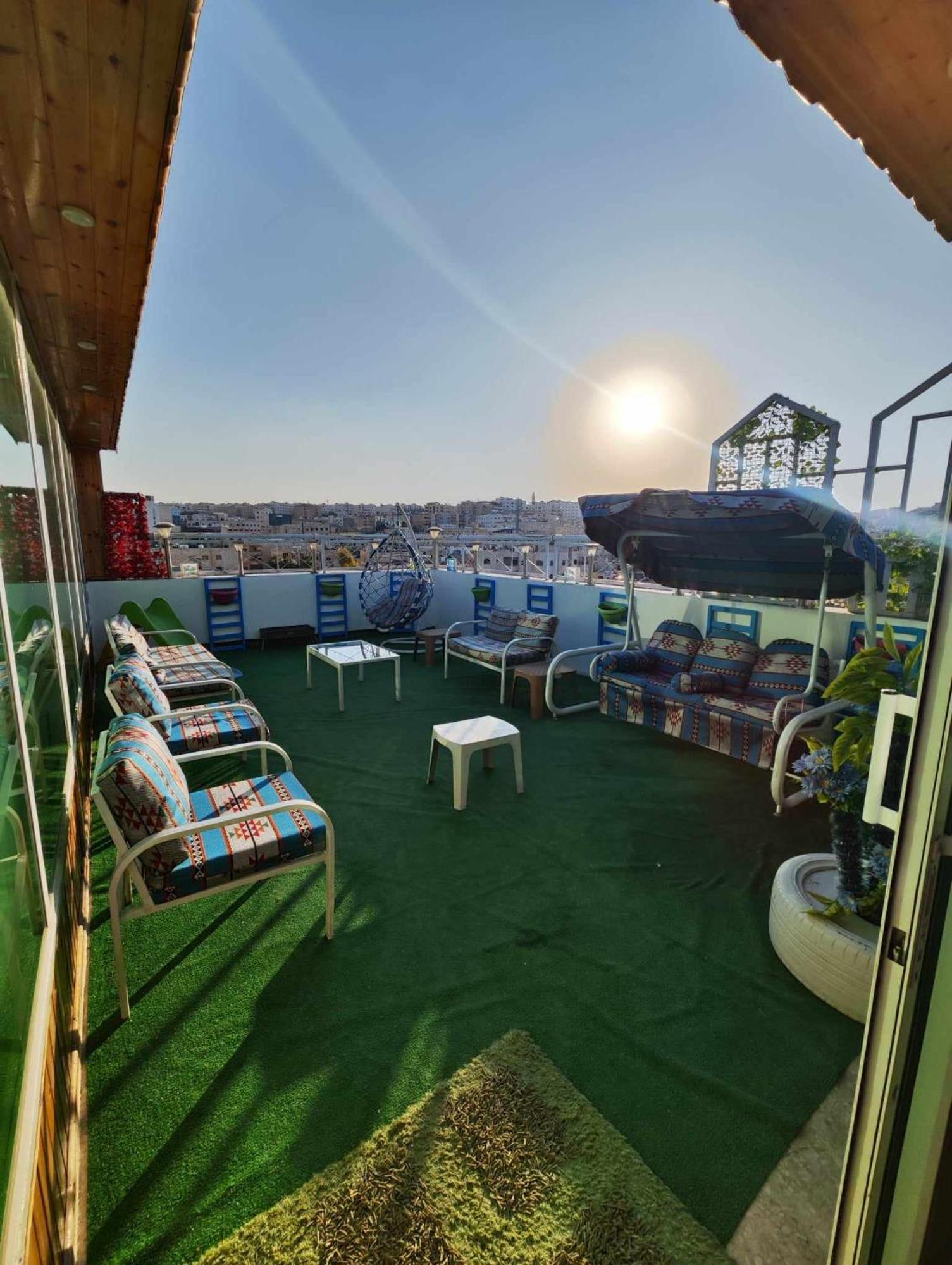 Yaso Roof & Apartments Амман Экстерьер фото
